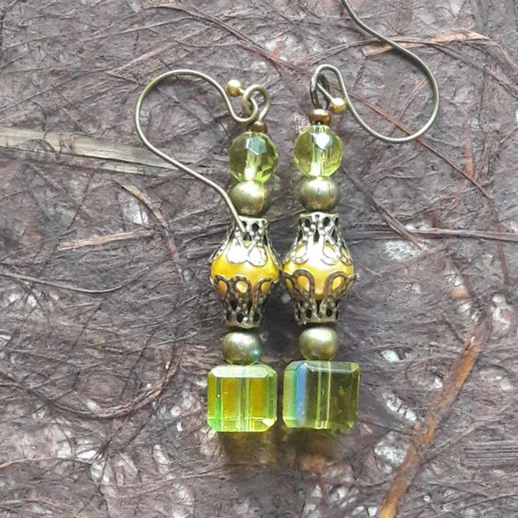 artisan earrings 466#mfs NEW boho green yellow hatpin victorian glass drop earri - Picture 2 of 5